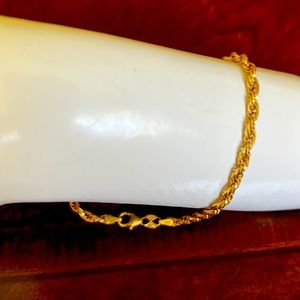 14kt yellow gold rope bracelet
